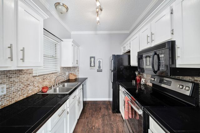 12166 Metric BLVD 239, Austin, TX 78758