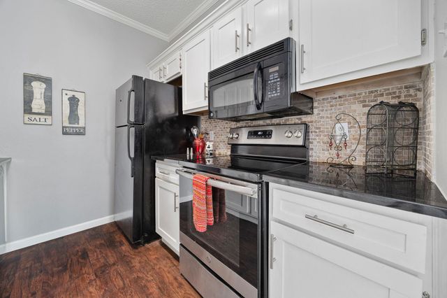 12166 Metric BLVD 239, Austin, TX 78758
