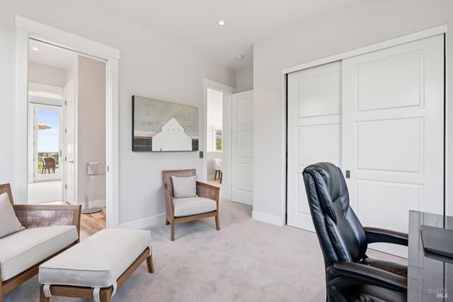 4990 Lakepointe Cir, Santa Rosa, CA 95403