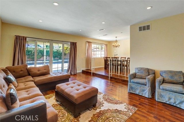 10401 Hanna, Chatsworth (los Angeles), CA 91311