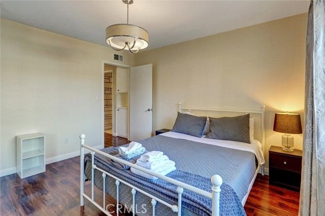 10401 Hanna, Chatsworth (los Angeles), CA 91311