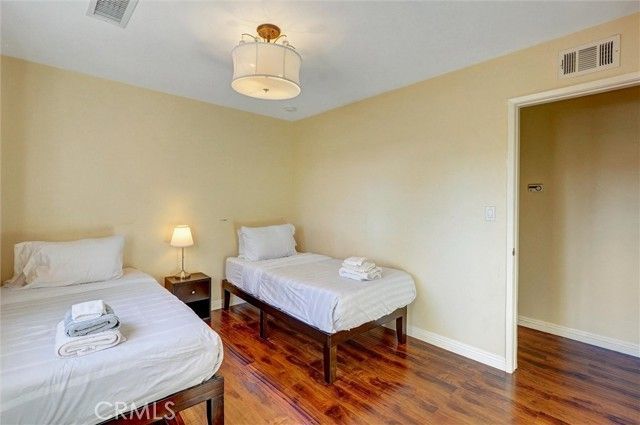 10401 Hanna, Chatsworth (los Angeles), CA 91311