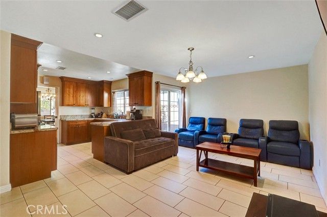 10401 Hanna, Chatsworth (los Angeles), CA 91311