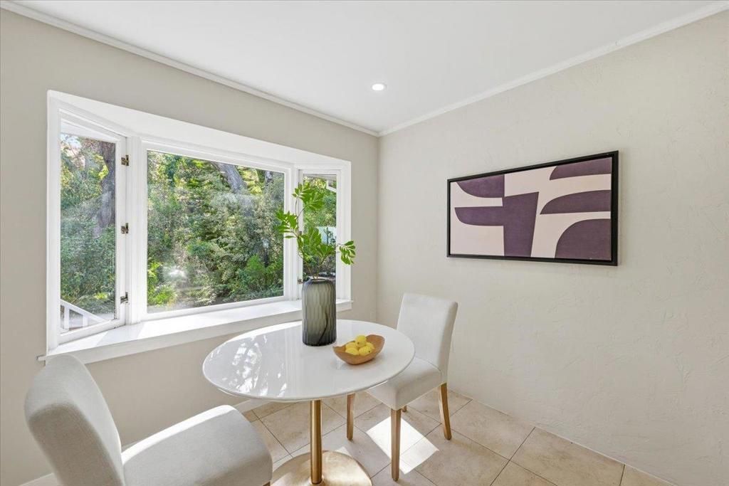 Image 22 of property listing at 6 Spring Valley Lane, Millbrae, CA 94030