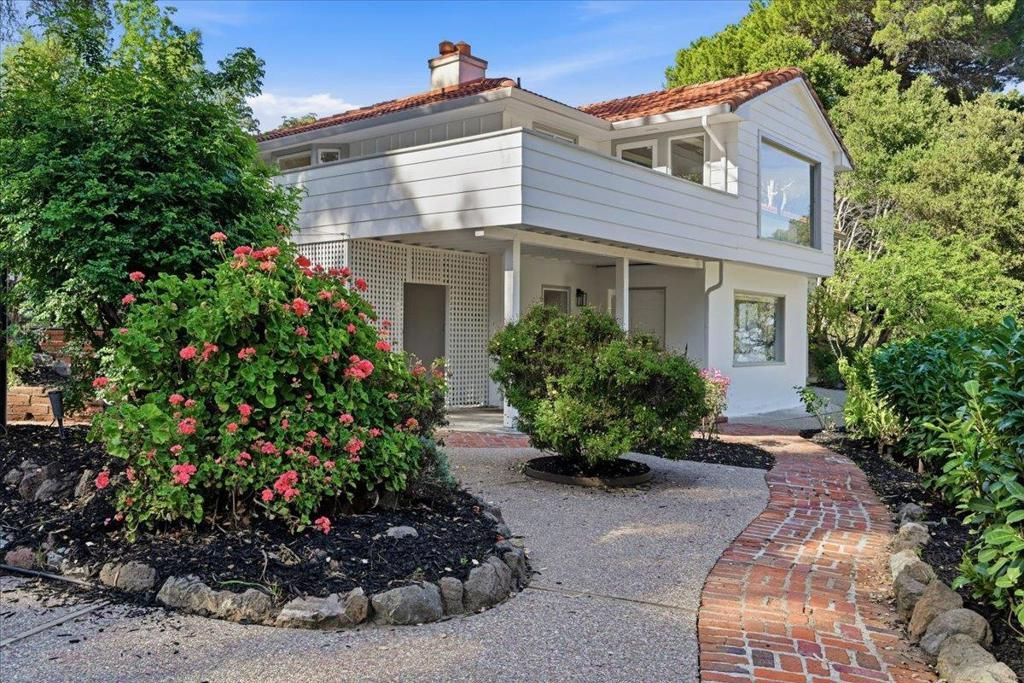 Image 26 of property listing at 6 Spring Valley Lane, Millbrae, CA 94030