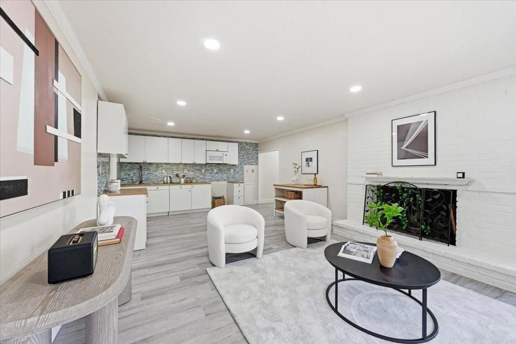 Image 27 of property listing at 6 Spring Valley Lane, Millbrae, CA 94030