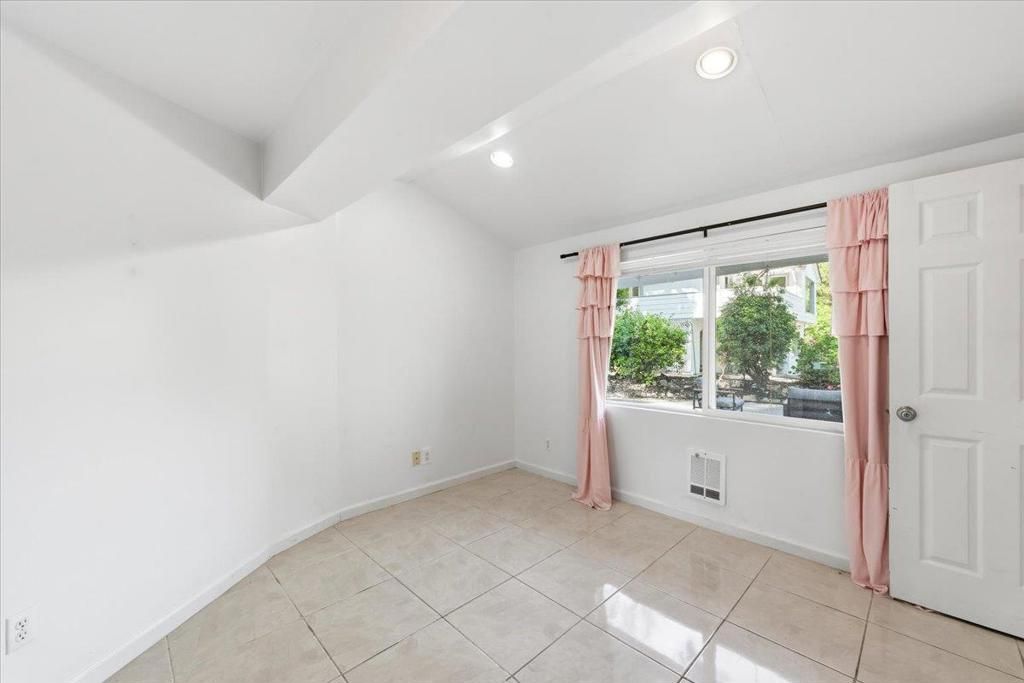 Image 83 of property listing at 6 Spring Valley Lane, Millbrae, CA 94030