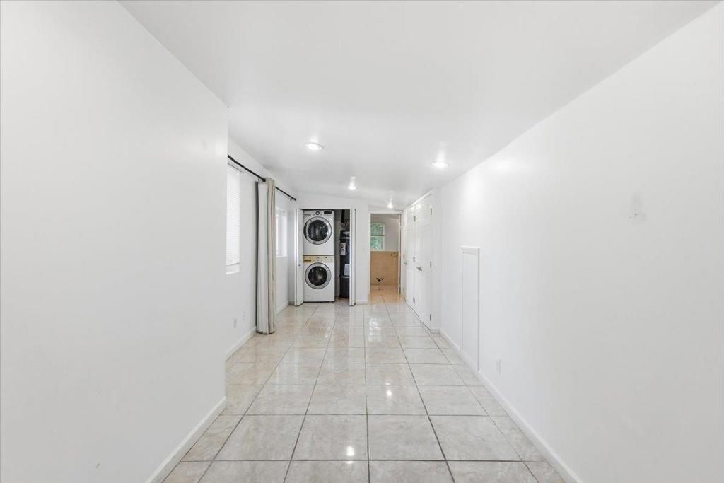 Image 86 of property listing at 6 Spring Valley Lane, Millbrae, CA 94030