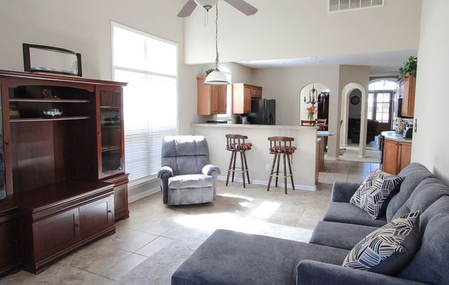 1818 N HOUSTON LEVEE RD, Cordova, TN 38016