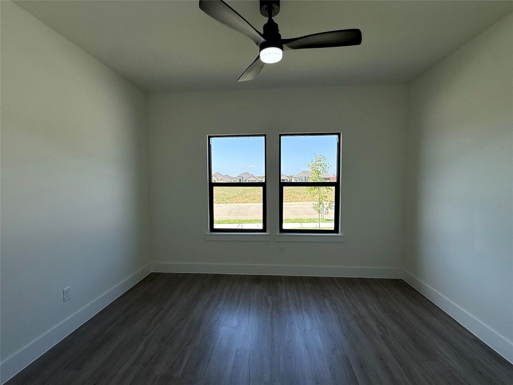 220 Reliance Road, Godley, TX 76044 — photo 2