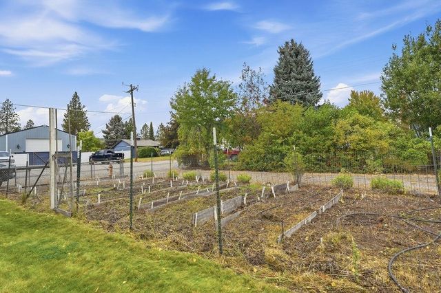 2717 S Raymond Rd, Spokane, WA 99206