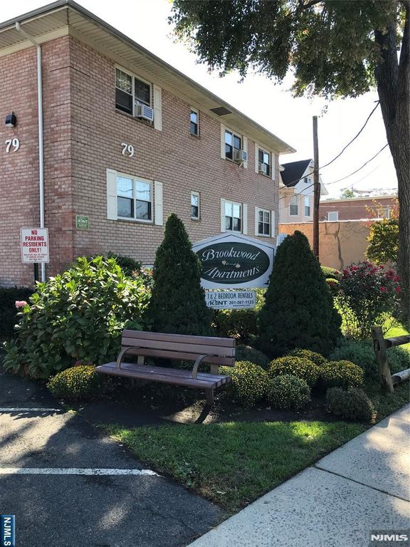 79 Washington Avenue 19, Dumont, NJ 07628
