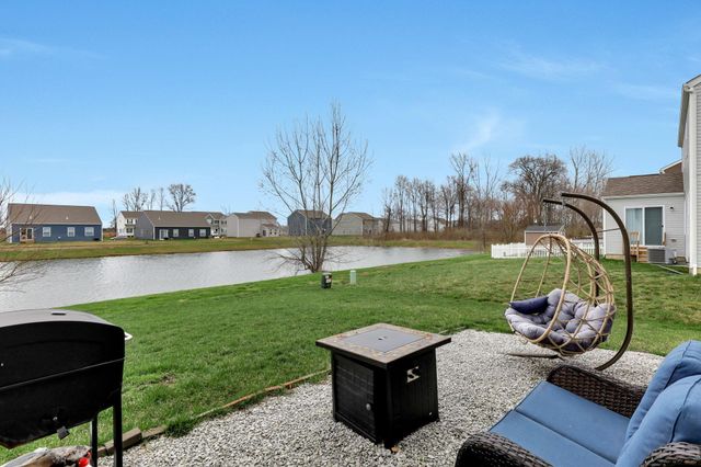 39 Thoreau Drive, Ashville, OH 43103