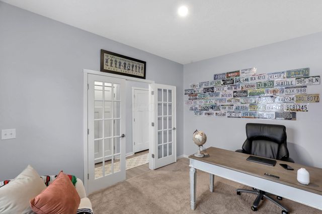39 Thoreau Drive, Ashville, OH 43103