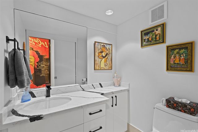 2029 Ala Wai Boulevard PH2, Honolulu, HI 96815