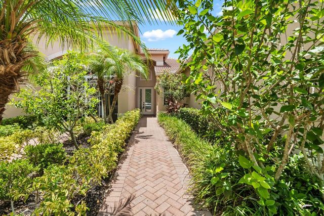 15665 AURORA LAKE CIRCLE, Wimauma, FL 33598