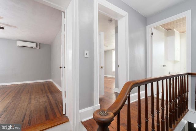 30 W MCCLURE ST, New Bloomfield, PA 17068