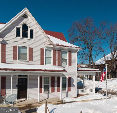 30 W MCCLURE ST, New Bloomfield, PA 17068