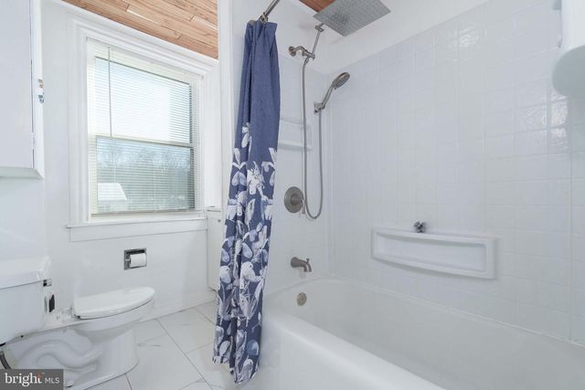 30 W MCCLURE ST, New Bloomfield, PA 17068