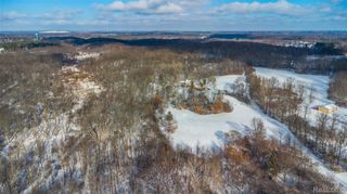 1191 Gage Road, Holly Village, MI 48442