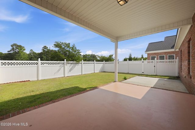 420 Becky Anne Drive, Winterville, NC 28590