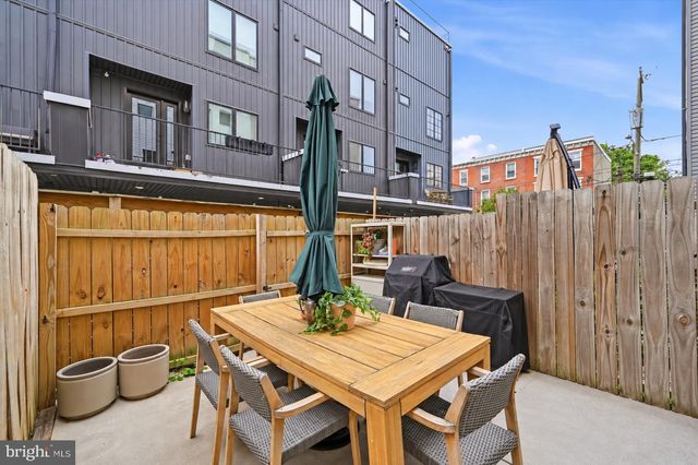 2044 E SUSQUEHANNA AVE, Philadelphia, PA 19125