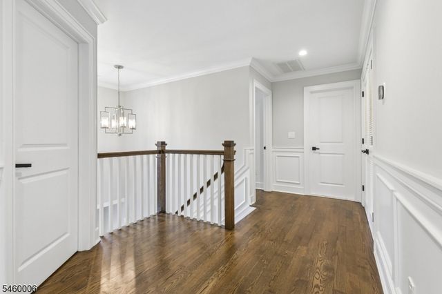 97 Commonwealth Ave, New Providence Boro, NJ 07974