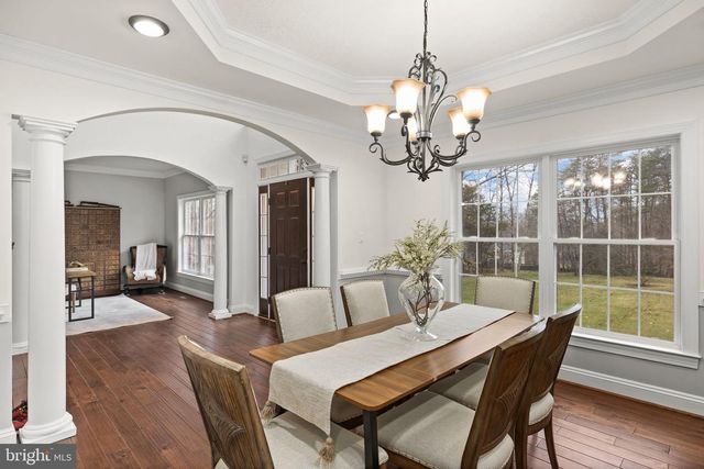 15 WINNING COLORS RD, Stafford, VA 22556