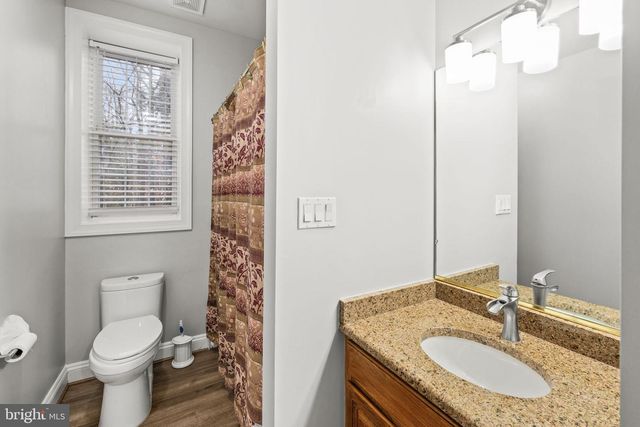 15 WINNING COLORS RD, Stafford, VA 22556