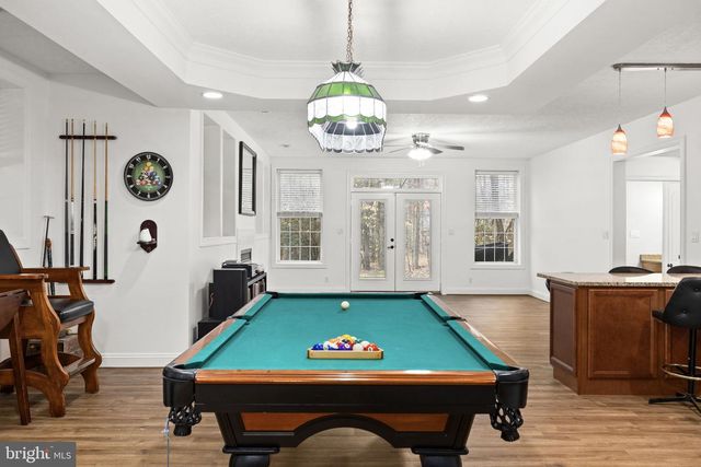 15 WINNING COLORS RD, Stafford, VA 22556