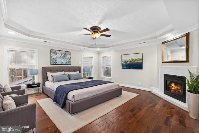 15 WINNING COLORS RD, Stafford, VA 22556