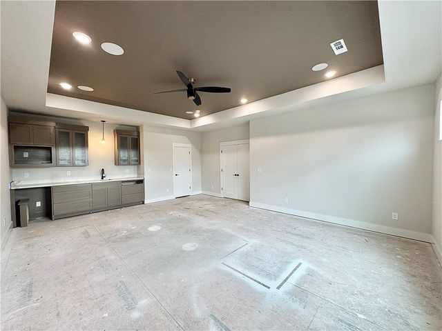 111 NW Trail Ridge Road, Bentonville, AR 72712