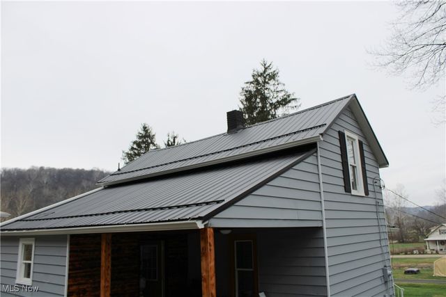 236 Ace Drive, Rayland, OH 43943