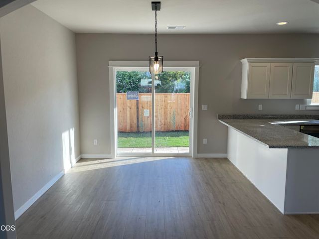 2211 Piazza Drive, Medford, OR 97501