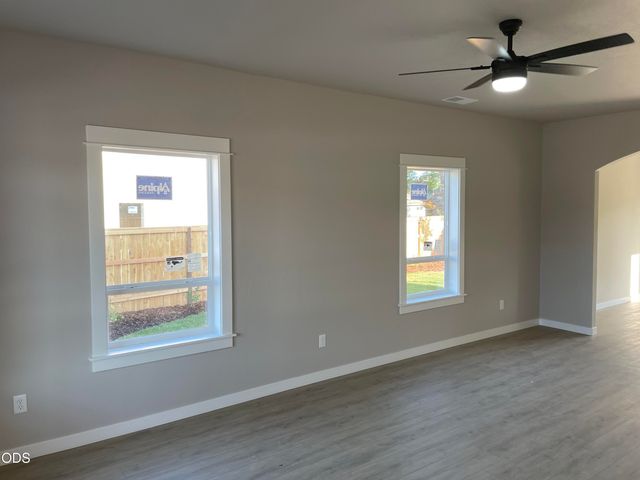 2211 Piazza Drive, Medford, OR 97501