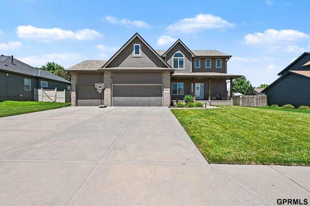 19514 Z Street, Omaha, NE 68135
