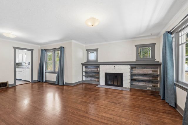 3302 W 8TH Ave, Spokane, WA 99205