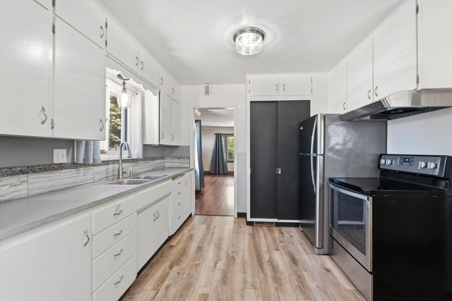 3302 W 8TH Ave, Spokane, WA 99205
