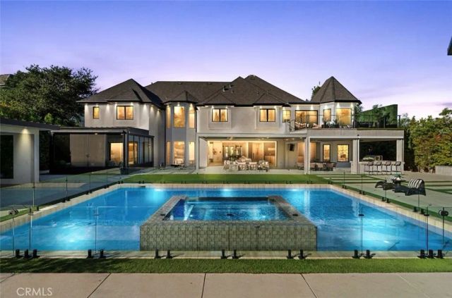 20620 Chatsboro Drive, Woodland Hills, CA 91364