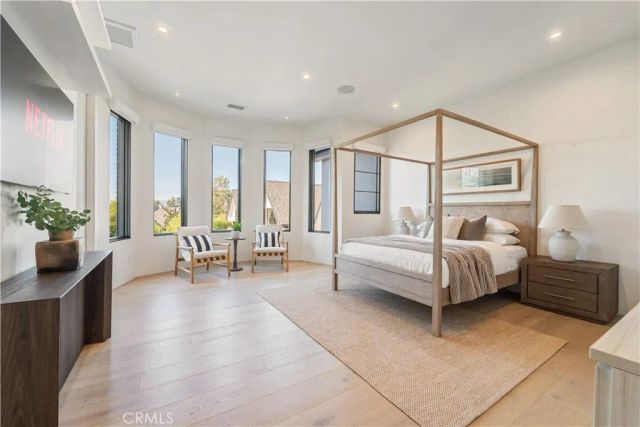 20620 Chatsboro Drive, Woodland Hills, CA 91364
