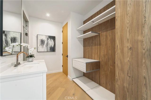 20620 Chatsboro Drive, Woodland Hills, CA 91364