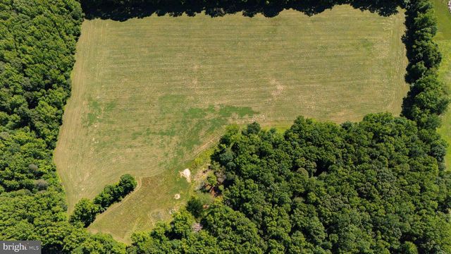99 E LEWIS SHORE RD, Elkton, MD 21921