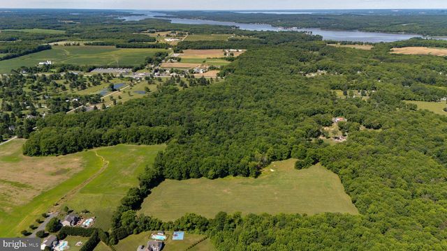 99 E LEWIS SHORE RD, Elkton, MD 21921