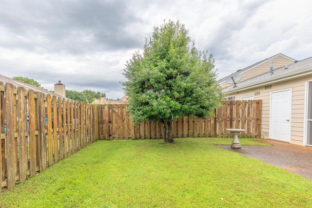 6580 Hickory Meadow Drive, Chattanooga, TN 37421