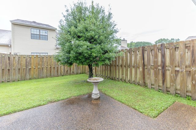 6580 Hickory Meadow Drive, Chattanooga, TN 37421