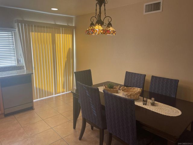 1461 N Broadway A, Escondido, CA 92026