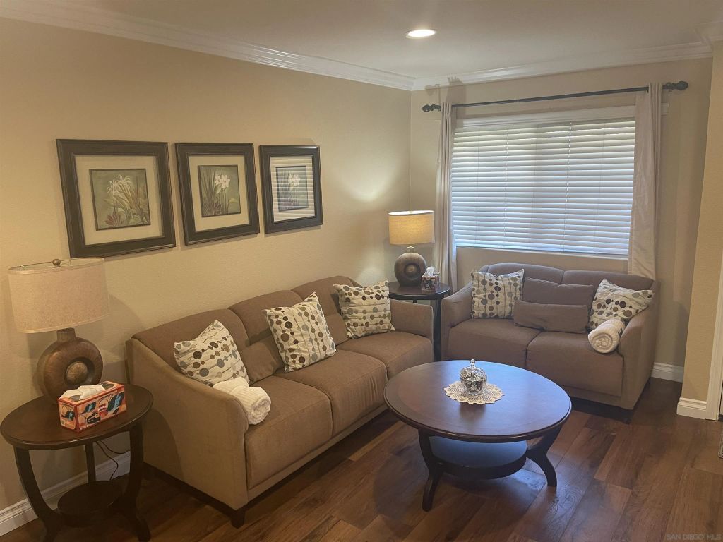 1461 N Broadway A, Escondido, CA 92026