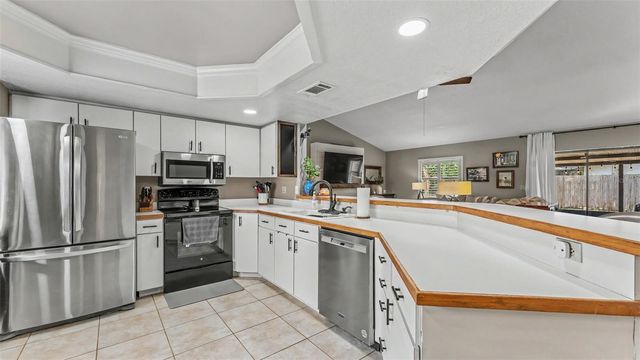 1418 SANDALWOOD DRIVE, Plant City, FL 33563