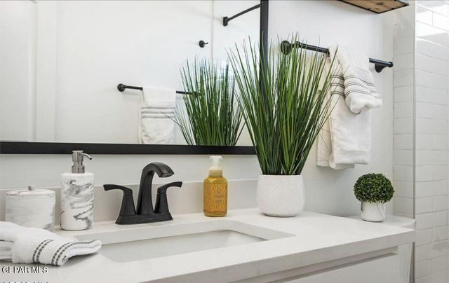 12617 Hants Circle, El Paso, TX 79928