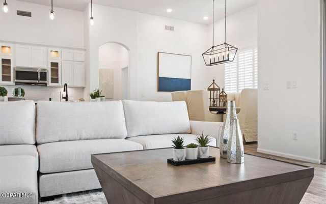 12617 Hants Circle, El Paso, TX 79928